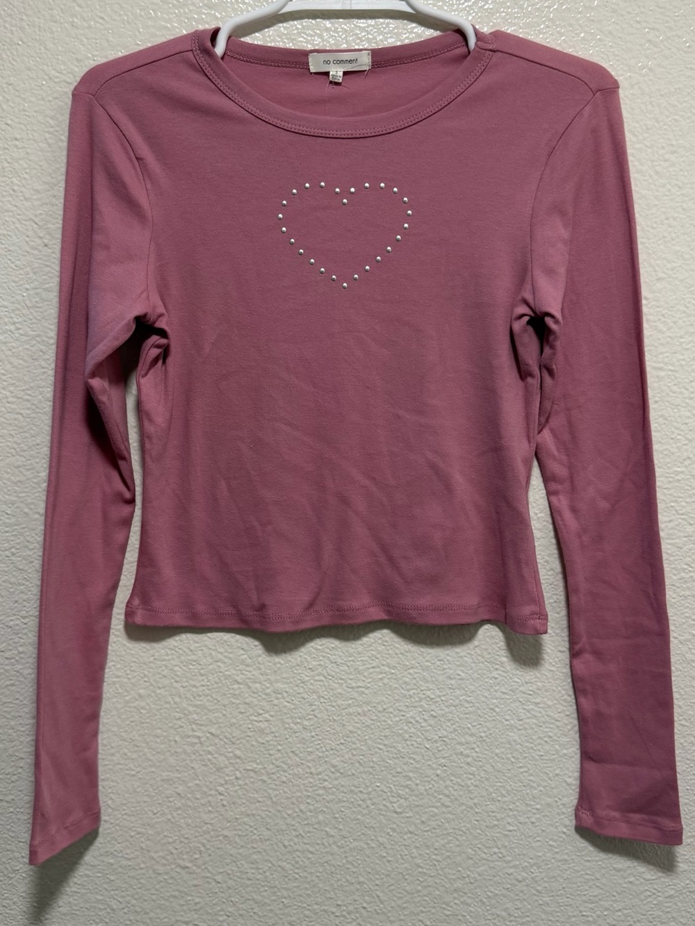 no comment pink long sleeve top with silver heart